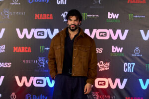 WOW 29 deja una sensación clara: el MMA en España continúa creciendo tanto en nivel competitivo como en impacto mediático. La respuesta del público, el nivel de los combates y la organización del evento consolidan esta disciplina como una de las más dinámicas dentro del panorama deportivo actual. Una noche que combina espectáculo, deporte y narrativa visual, ahora documentada desde dentro por ShootInAction bajo la mirada de Germán Vidal.