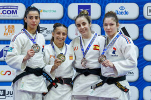 Mireia Rodrigruez y Aitana Díaz